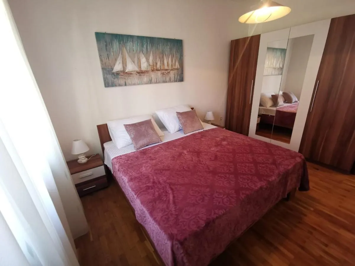 Apartments Mila Kaštela Chorwacja